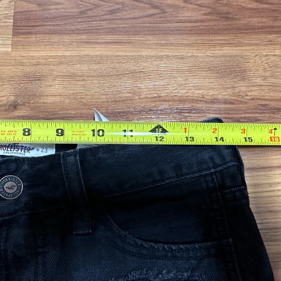 Hollister Co. Distressed Jean Shorts - Picture 5 of 6
